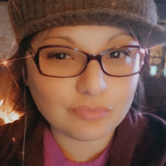 Meet your Posh Ambassador, Patricia - Picture 3 of 3